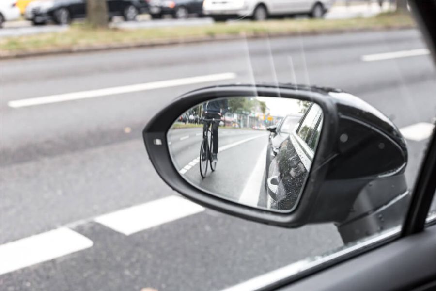Como diminuir os pontos cegos do carro enquanto dirige | São Lourenço Pneus | Niterói