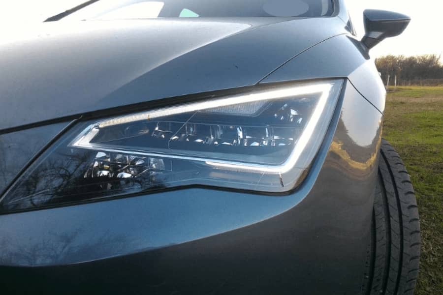 Faróis de LED diurnos. Mais segurança e estilo para seu carro | São Lourenço Pneus | Niterói Faróis de LED diurnos. Mais segurança e estilo para seu carro | São Lourenço Pneus | Niterói
